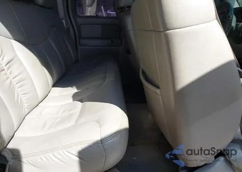 2000 Chevrolet Silverado 1500 Lt z USA, uszkodzony, nr VIN 2GCEK19T4Y1258962